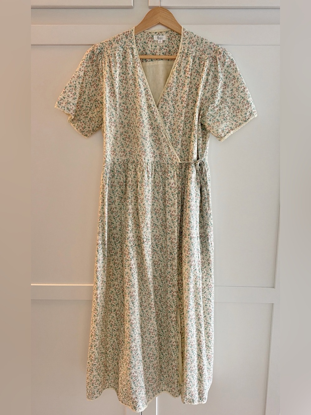 CottageCore Floral Print ‘Joan’Wrap Dress, Shop Dahl, size Small